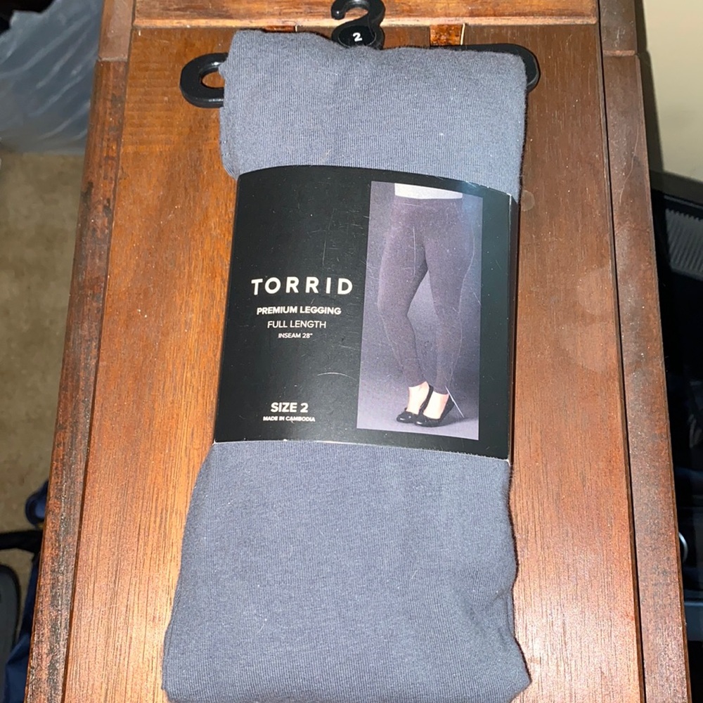 NWT Torrid Premium legging